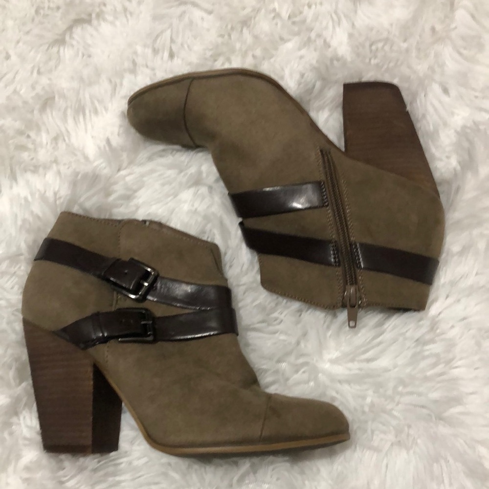 NWOT Women’s Carlos by Carlos Santana Hadley Ankle Boots